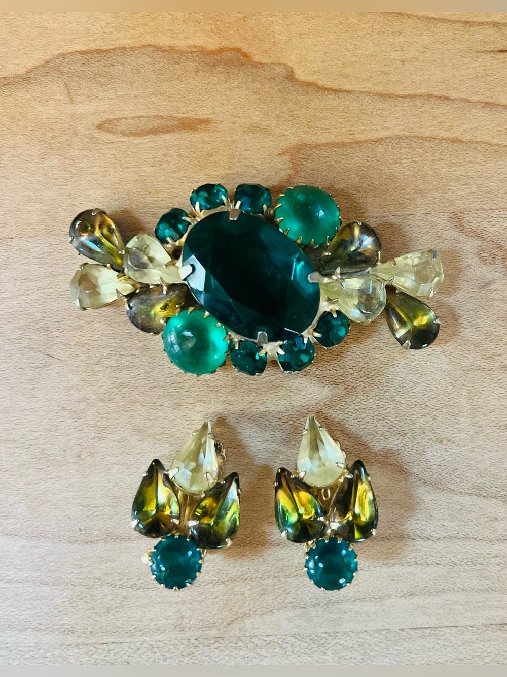 Vintage 1950s Rhinestone Brooch and Matching Clip-on Earrings